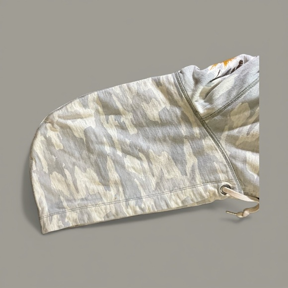 Lucky Brand Vintage Inspired Light Gray Camo Zip Up Embroidered Large Hoodie - Picture 10 of 16